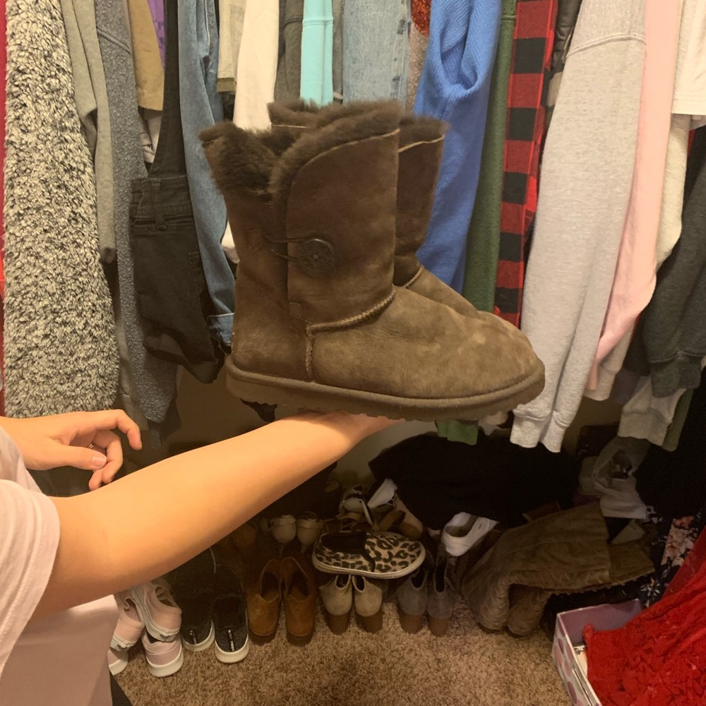Brown ugg boots
